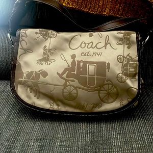 Coach women’s shoulder bag